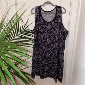 NWOT Croft & Barrow Black & White Floral Nightgown